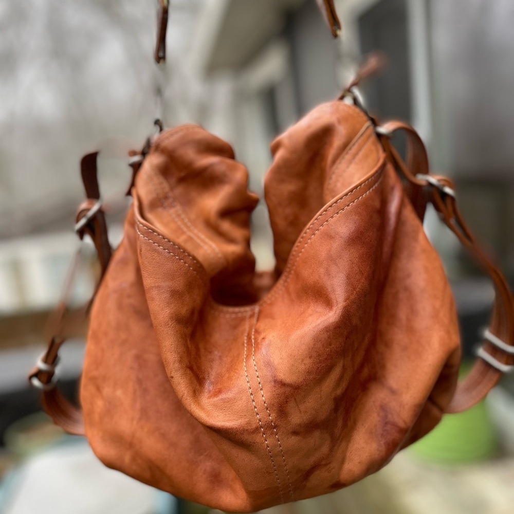 EUC Rough & Tumble full size Burough in Rodeo Saddle